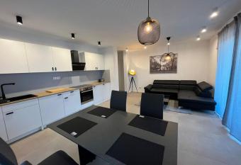 Siegduo has Balcony rooms