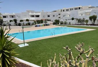 Rach Agaete allows 18 year olds to book a room