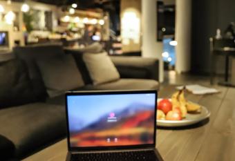 Comfort Hotel Xpress Central Station allows 18 year olds to book a room