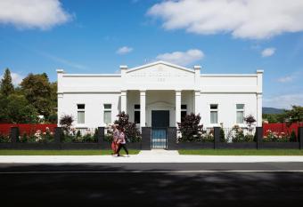 Kowhai Studio allows 18 year olds to book a room