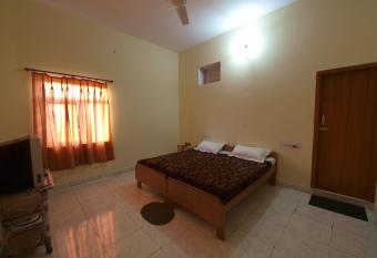 Aditya palace allows 18 year olds to book a room