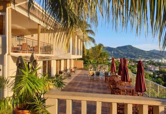 The Ridge Residence has Balcony rooms