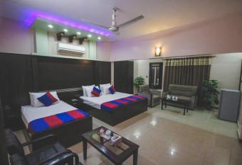 Hotel RoseWood allows 18 year olds to book a room