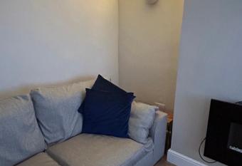 Cosy yet spacious bungalow has Balcony rooms