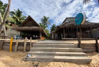 Sapphire Blue allows 18 year olds to book a room