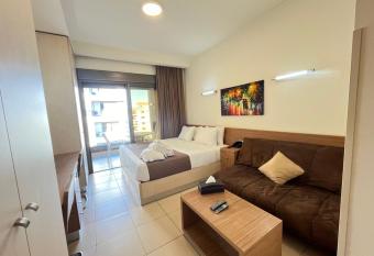 Maria s Single Room with Gym and Bar allows 18 year olds to book a room