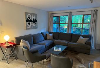 Beautiful 1BR 1BA Apartment at NORTHSTAR-Whistler, BC has Balcony rooms