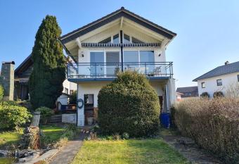 Gem  tliches G  stehaus in ruhiger Waldlage has Balcony rooms