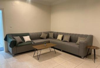 Almusaed Residence has Smoking rooms