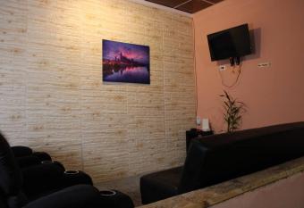 Casa LUNA has Balcony rooms