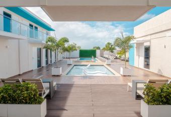 Aruba Boutique & Art Hotel allows 18 year olds to book a room