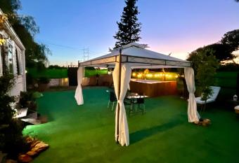 N  mada allows 18 year olds to book a room