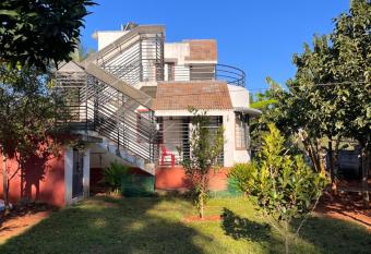 Raj Cliff Top Villa has Balcony rooms