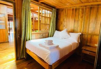 Guayabo Hostal Spa has Balcony rooms