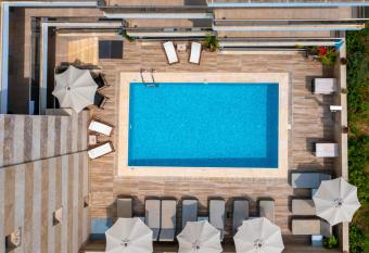 Vellum Luxury Living has Balcony rooms