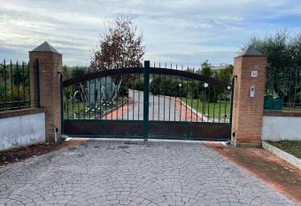 A Casa Di Gigi has Balcony rooms