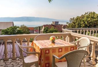 Apartment Katarina has Balcony rooms