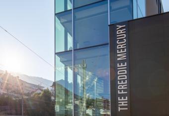 The Freddie Mercury Hotel allows 18 year olds to book a room