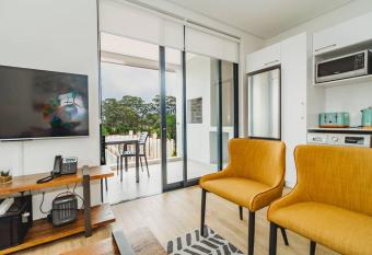 301 Le Jardin has Balcony rooms