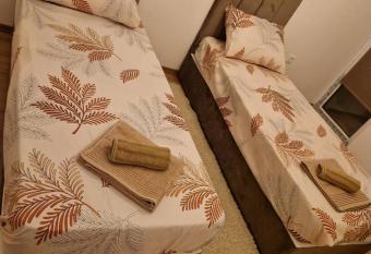 KiD LUXURY APARTMENT has Balcony rooms