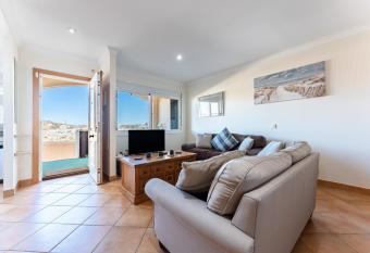 Casa Skyline has Balcony rooms