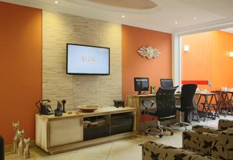 Villa Hostel a 200m da Esta    o Vila Madalena has Balcony rooms