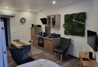 reve has Balcony rooms