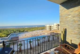 Condominio Cabo Living has Balcony rooms