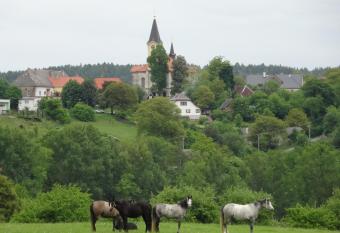 Hostinec u Janat   s ubytov  n  m allows 18 year olds to book a room