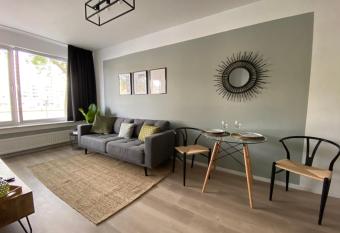  allows 18 year olds to book a room