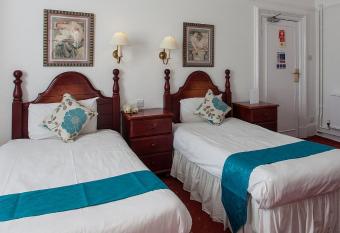 Prince Of Wales Hotel allows 18 year olds to book a room