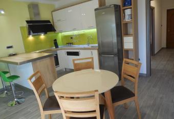 Apartments Jukic has Balcony rooms