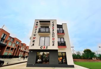 Pensiunea GRS Tunari has Balcony rooms