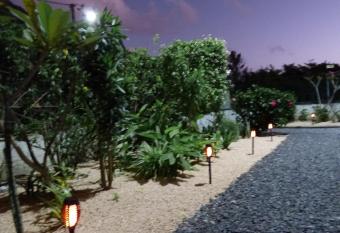 Nuit   toil  e has Balcony rooms