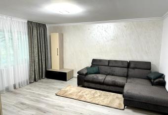 ELITE APARTMENT has Balcony rooms