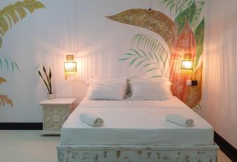 GypSea Madiha has Balcony rooms