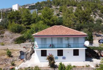 Zavala Mima has Balcony rooms