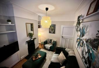 My Little Place in the City has Balcony rooms