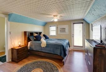 The Zen Den allows 18 year olds to book a room