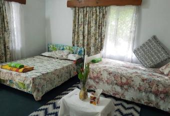 Central Nadi - Lodge 2 has Balcony rooms
