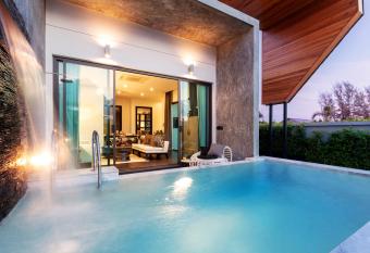 The 8 Pool Villa has Balcony rooms