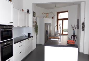 Georgian Guest Rooms has Balcony rooms