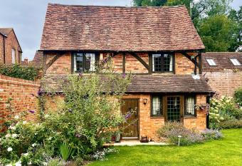 The Coach House has rooms with a private hot tub