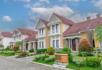 Hotel Griya Katarina has Balcony rooms