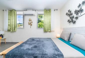 HEITEA LODGE - 6 min airport, Wifi, AC & Parking has Balcony rooms