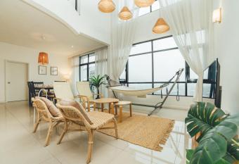 Penthouse Molek Regency 2BR with bathtub nr CIQ by Our Stay has rooms with a private hot tub