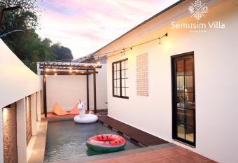 Suisen by Semusim Villa has Balcony rooms