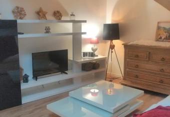 L  s cl  s du Revard 4 couchages has Balcony rooms