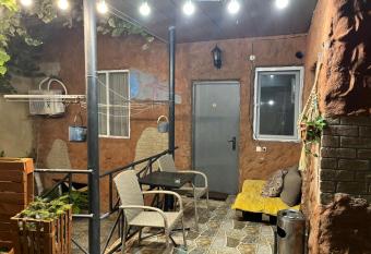 HillSide Guest House has Balcony rooms