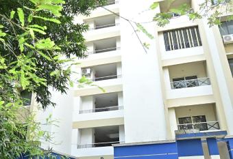 Geetham Villas allows 18 year olds to book a room